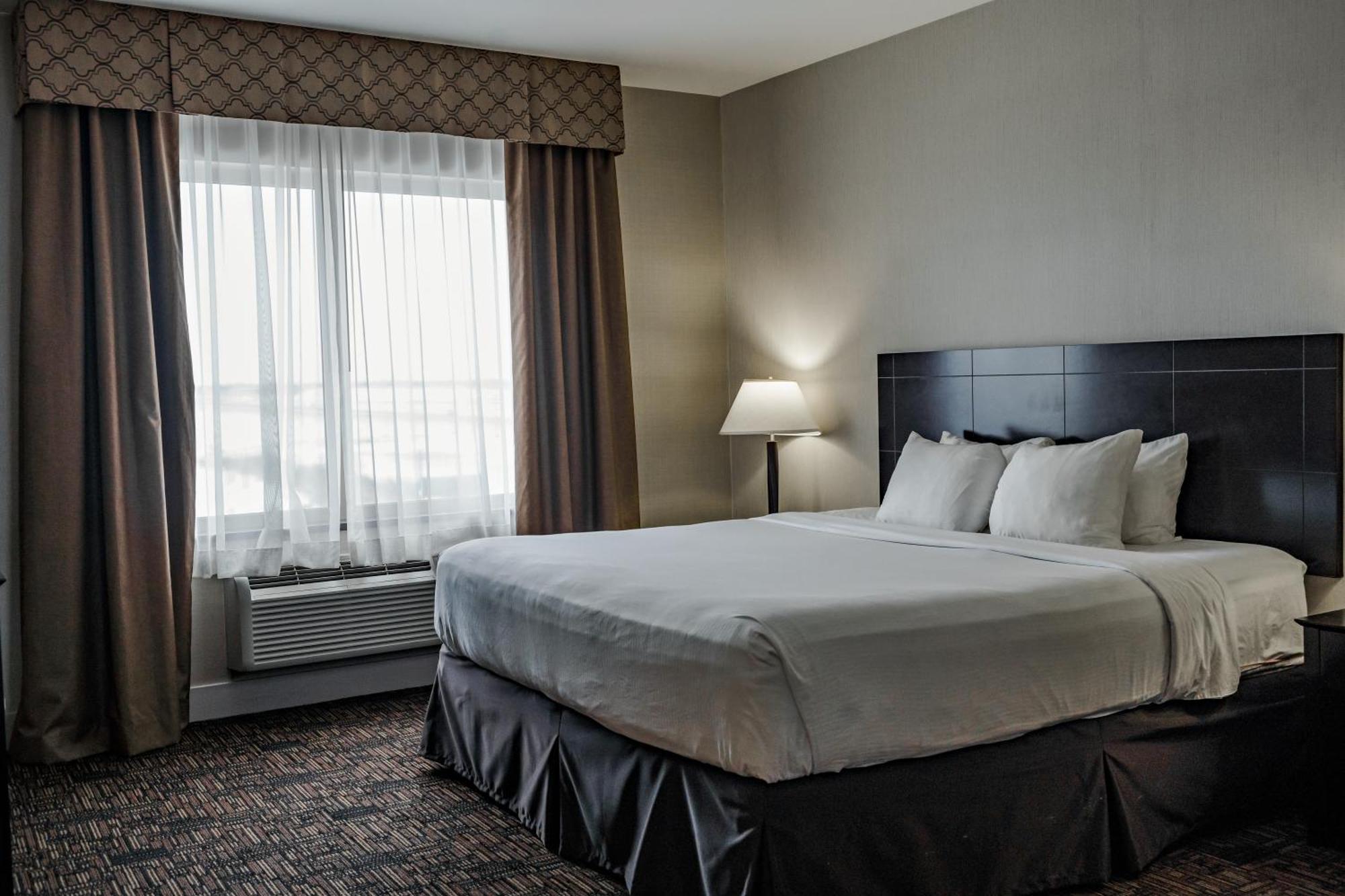 Radisson Hotel Edmonton Airport Leduc Bagian luar foto