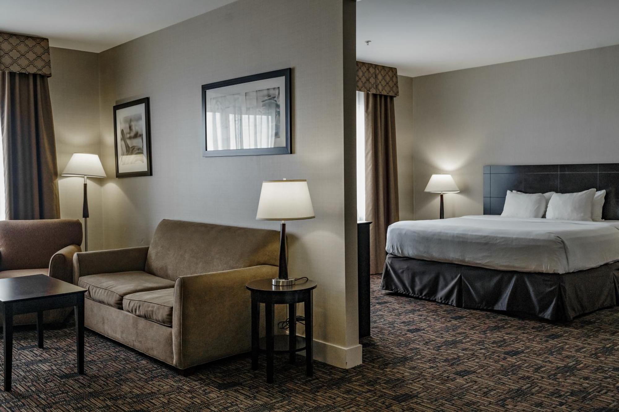 Radisson Hotel Edmonton Airport Leduc Bagian luar foto